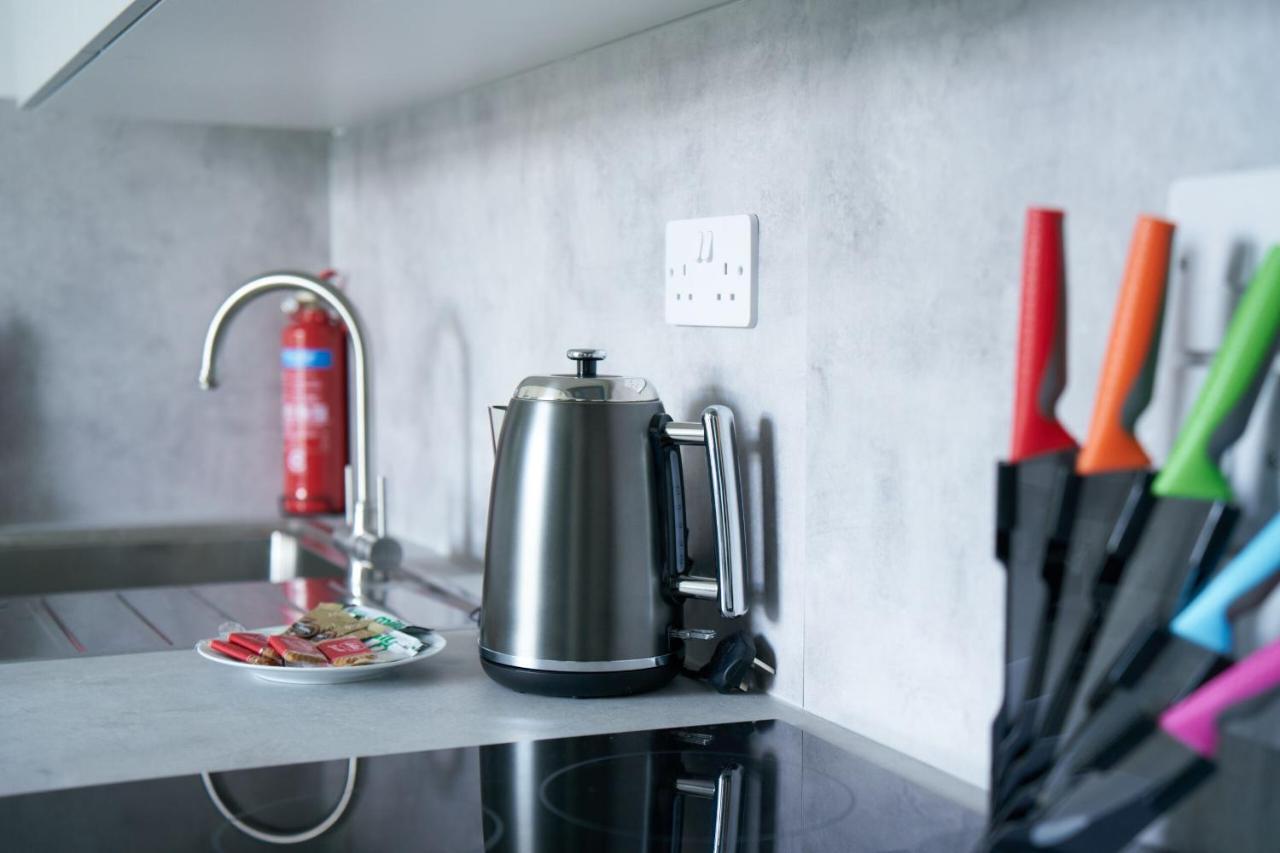 Meadow Apartment Dumbarton Ngoại thất bức ảnh