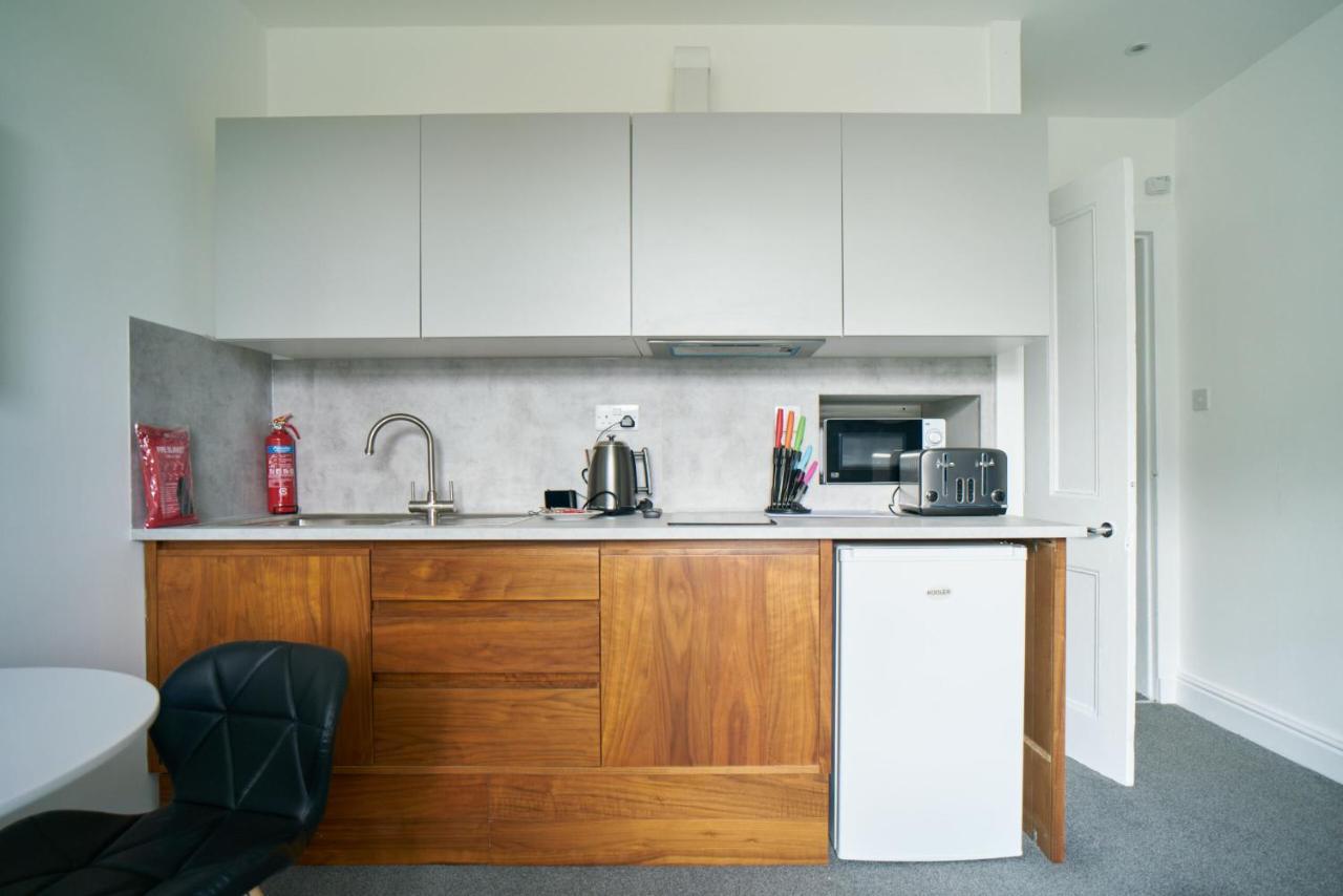Meadow Apartment Dumbarton Ngoại thất bức ảnh